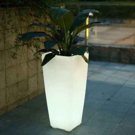 Location pot à led sur batterie 32x32x70 cm