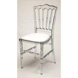 Location superbe chaise type napoléon transparente (vendée)