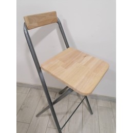 Location tabouret gris avec assise bois en vendée, la roche sur yon, les sables d olonne, Talmont st Hilaire