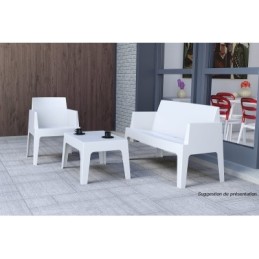location salon design en plastique en vendée,