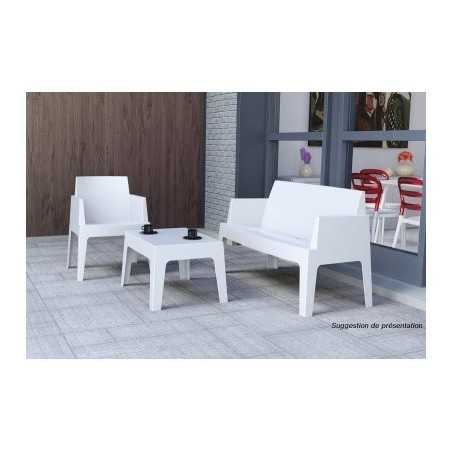 location salon design en plastique en vendée,