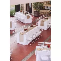 Location table rectangulaire 180 x 75 cm en vendée, les sables d'olonne, la Roche sur Yon, Challans et Talmont saint hilaire